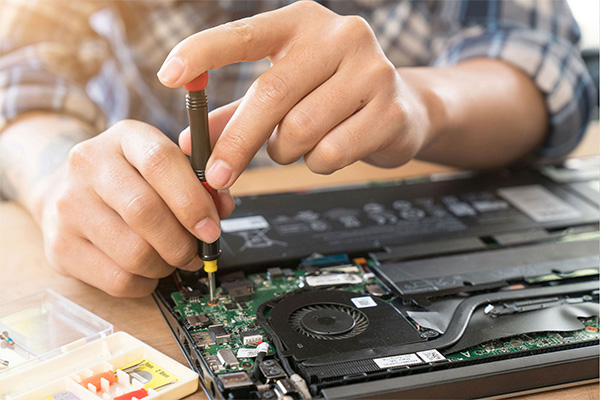 Laptop Cleaning and Maintenance Service - GT Urban Room